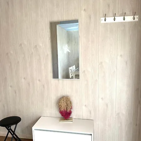 Sandros Apartament *